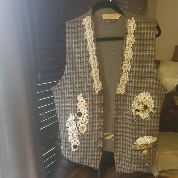 Gray Plaid Vest with Lace Accents - Picture 1 of 7